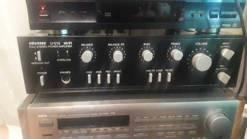 Продам усилитель Одиссей 010 в рабочем состоянии