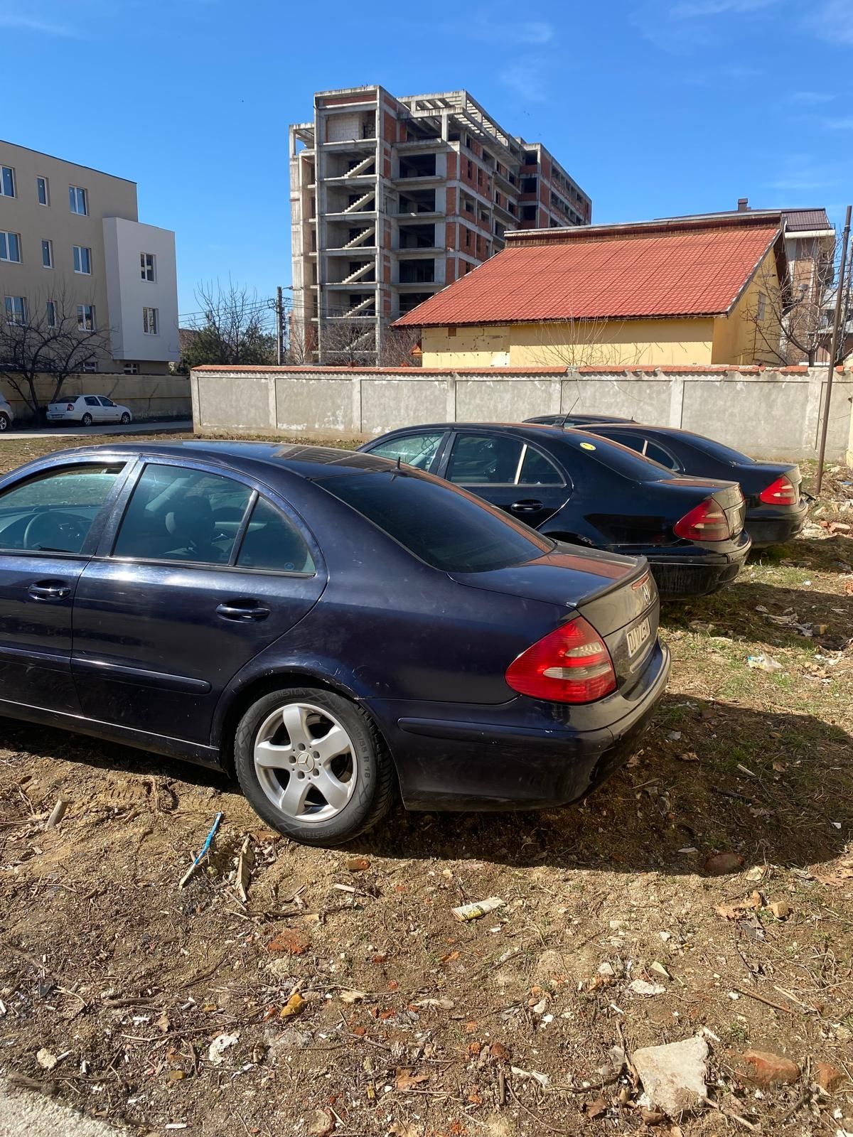 Dezmembrari mercedes e-class w211