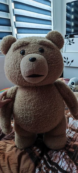Мечето Тед с вградени гласа му произнасяш репликите от филма