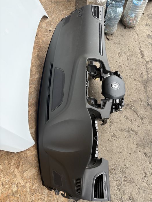 Арматурно табло за Renault Megane 2018год.