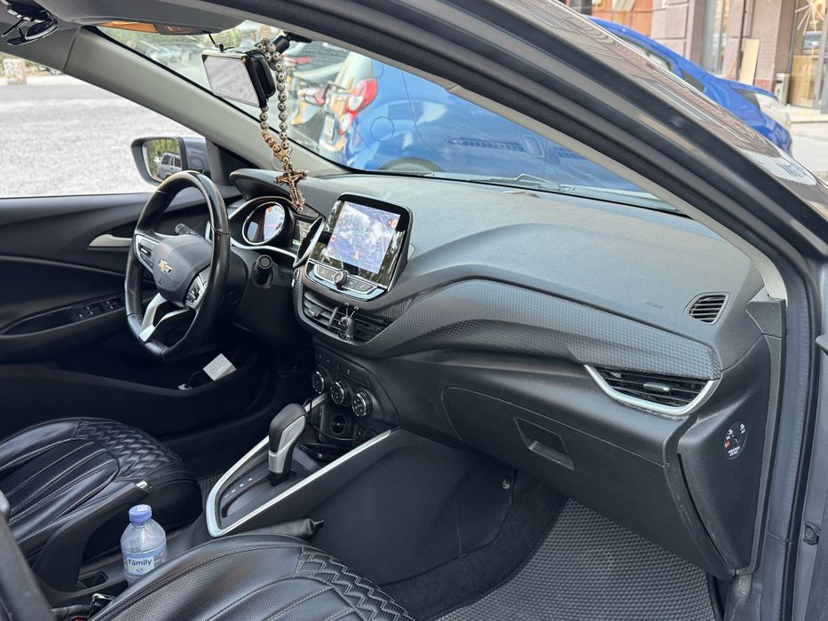 Chevrolet Onix LTZ turbo