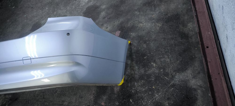 Предна и задна броня бмв е90 седан