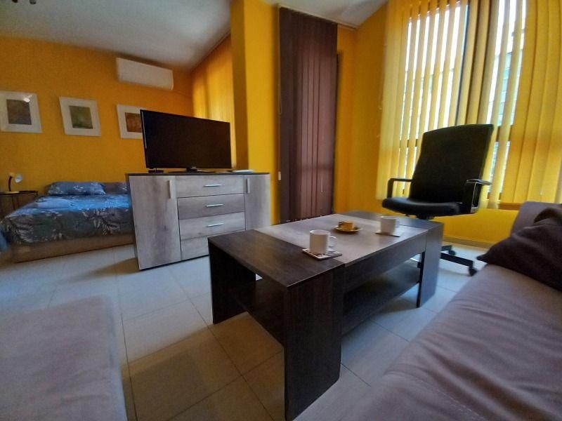 Дава се под наем Едностаен апартамент в София, Белите брези - 42 кв.м за 480 € - Снимка #2