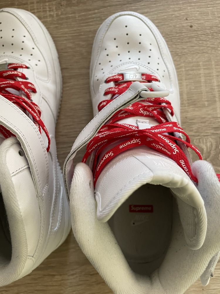 Air Force 1 Mid Supreme