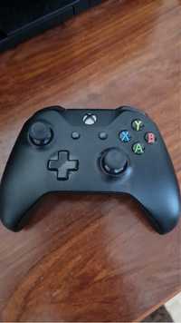 Vand controller Xbox două buc.