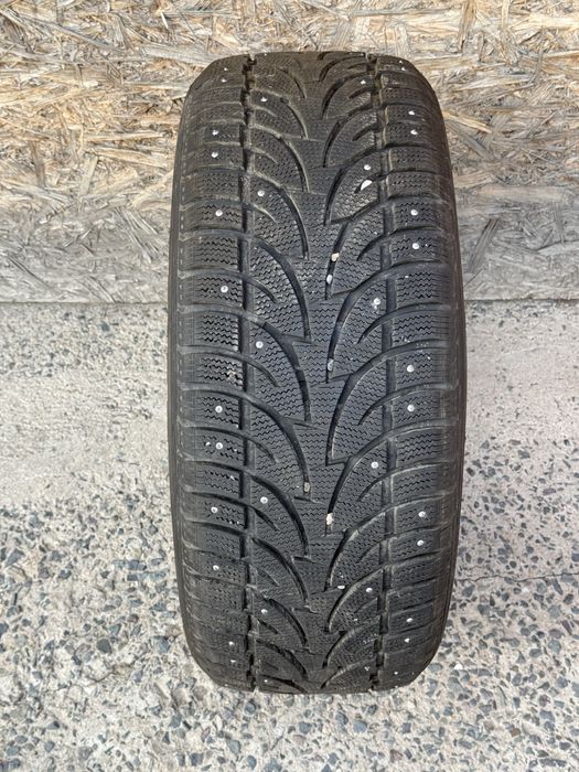 Шины Резины RoadX 255/55/R18 зимняя с шипами шиповка