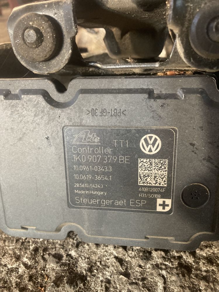 VW Golf 6  1.6 TDI на части