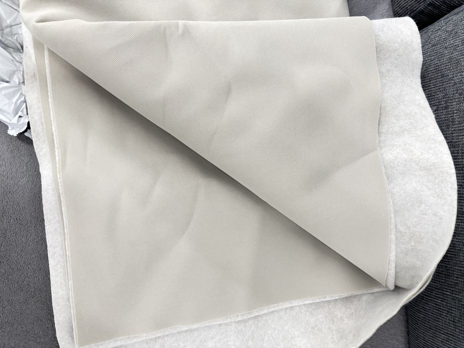 Material plafon auto