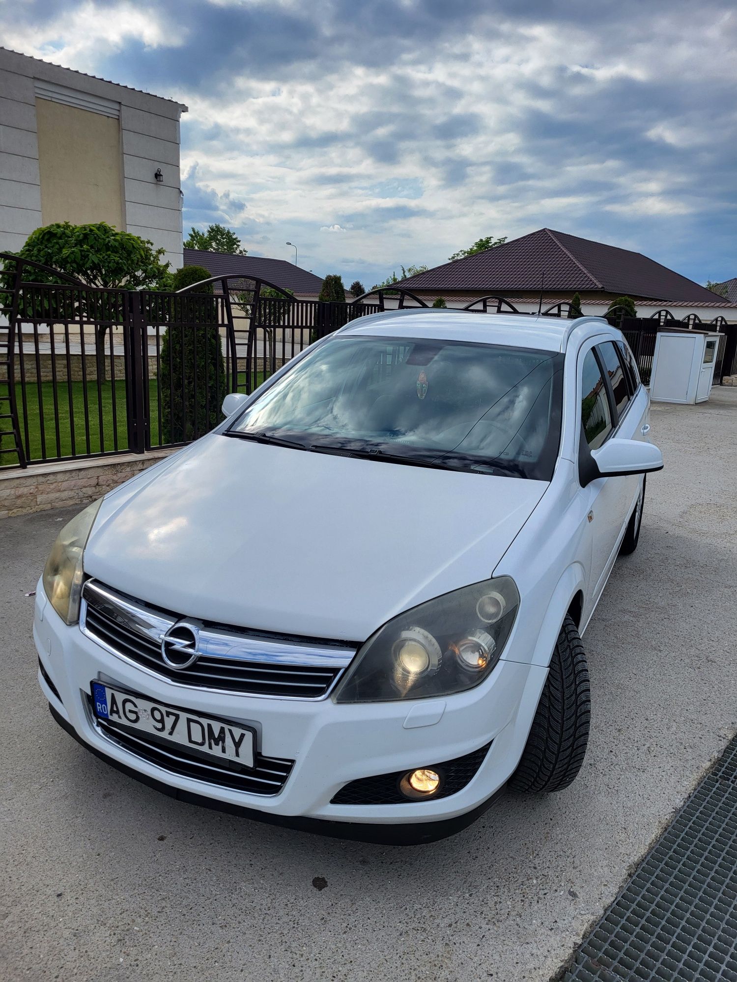 Vand Opel Astra H 1.7 CDTI 2009 Diesel