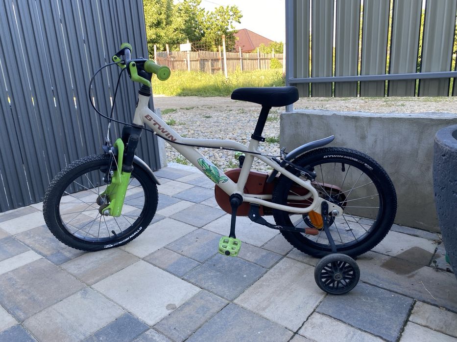 Bicicleta copii cu roți ajutătoare