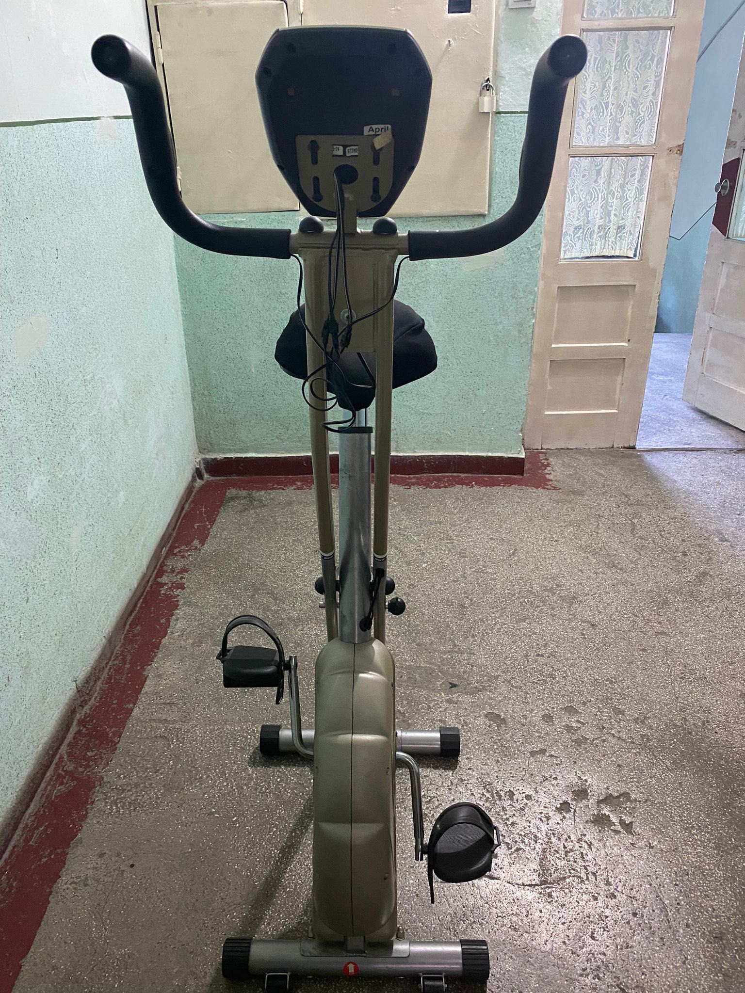 Bicicleta fitness pliabila