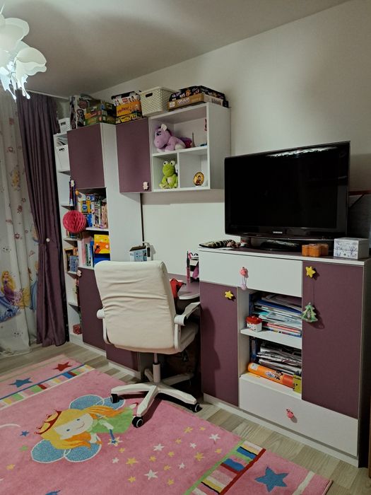 Camera fetite- în stare foarte buna