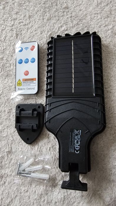 Vand lampa solară de exterior si interior