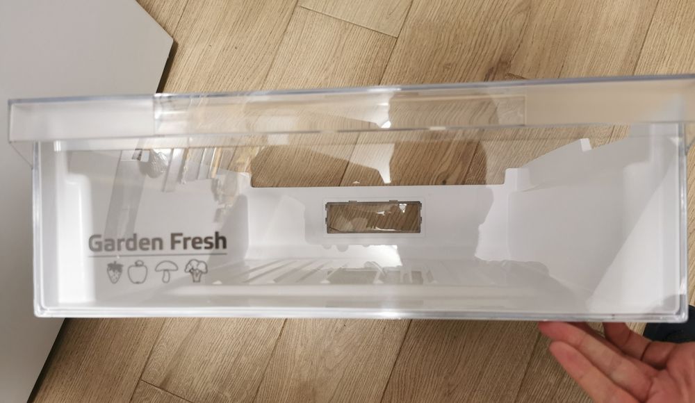 Cutie frigider/combina frigorifica Arctic  AK60406E40NFW  Garden Fresh