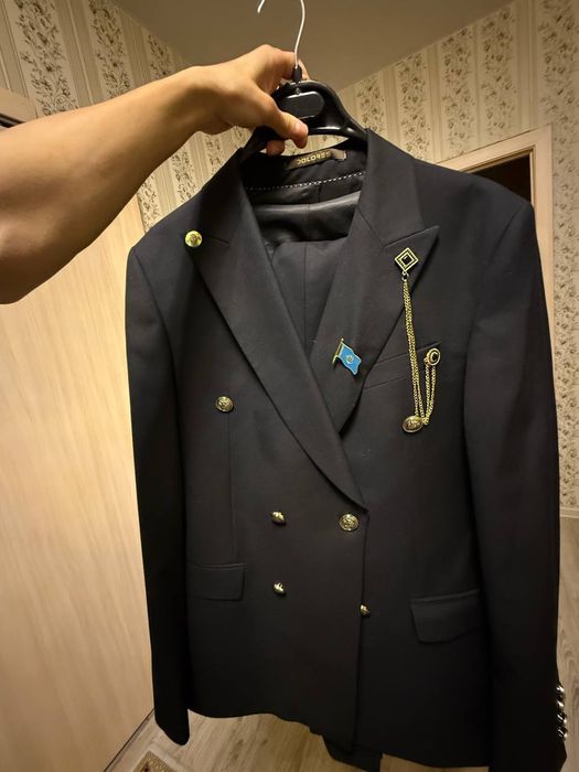 Костюм классика тройка чёрный