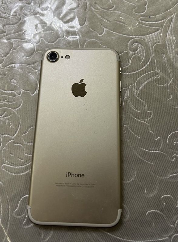 IPhone 7 Goold 32