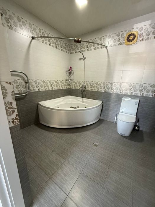 Сдаётся 3/3/3 гостриница Россия/Ойбек