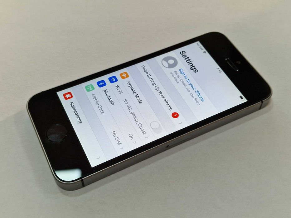 Apple iPhone SE (2016) 16GB