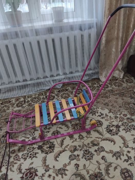 Продам санки детские