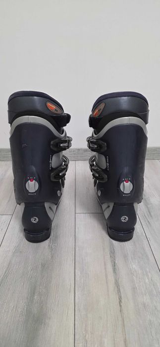 Clăpari ski Rossignol Salto mărimea 29-29.5 (345mm) stare foarte bună
