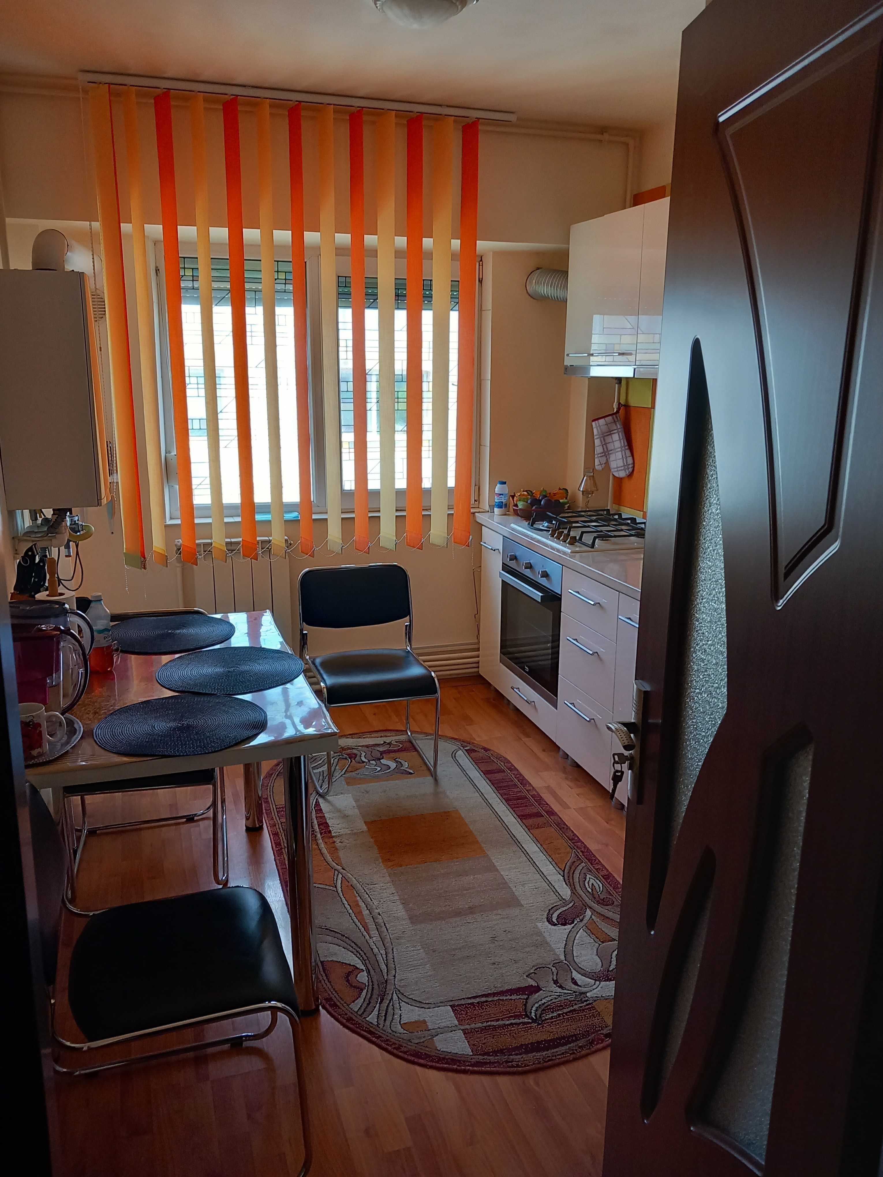 Apartament cu 2 camere,decomandat, zona Nord