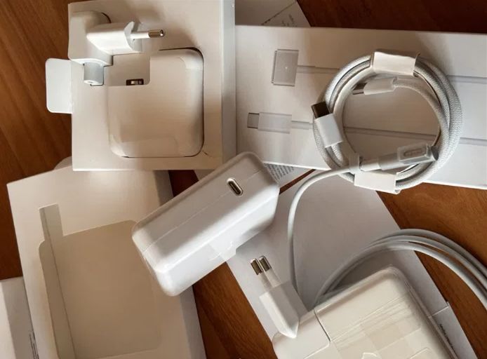 . для Magsafe или на Type-c Зарядка, блок питания, щнур на макбук