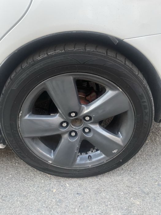 диск с шинами комплект