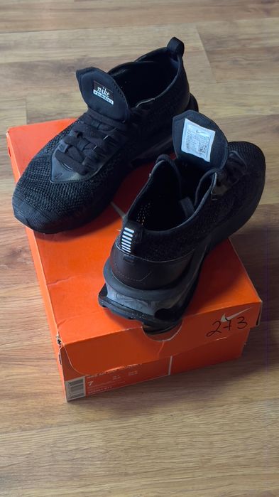 Оригинални маратонки NIKE AIR MAX FLYKNIT RACER