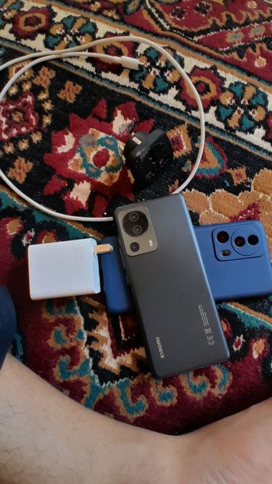 Xiaomi 13 lite 256gb 2sim
Xolati tiniq 
Xotira 8+8 256 GB 
Snapdrago