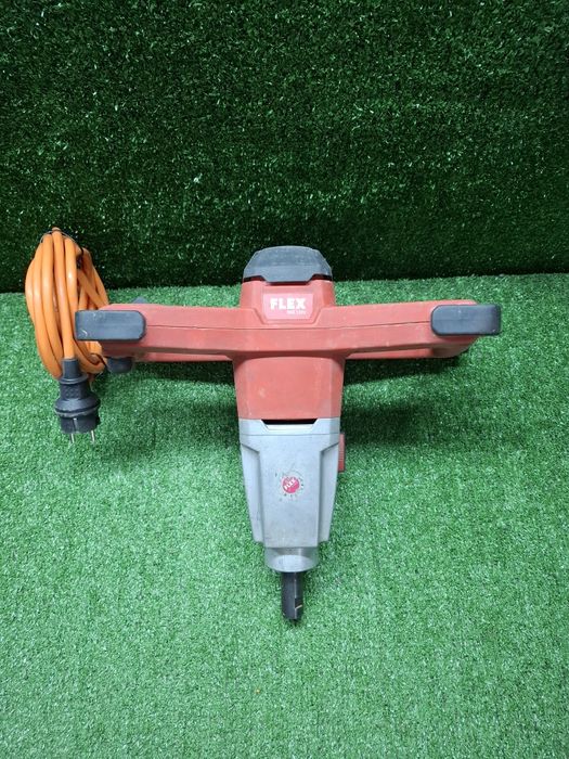 Бъркалка FLEX MXE 1202 с регулаж на оборотите
370 ле