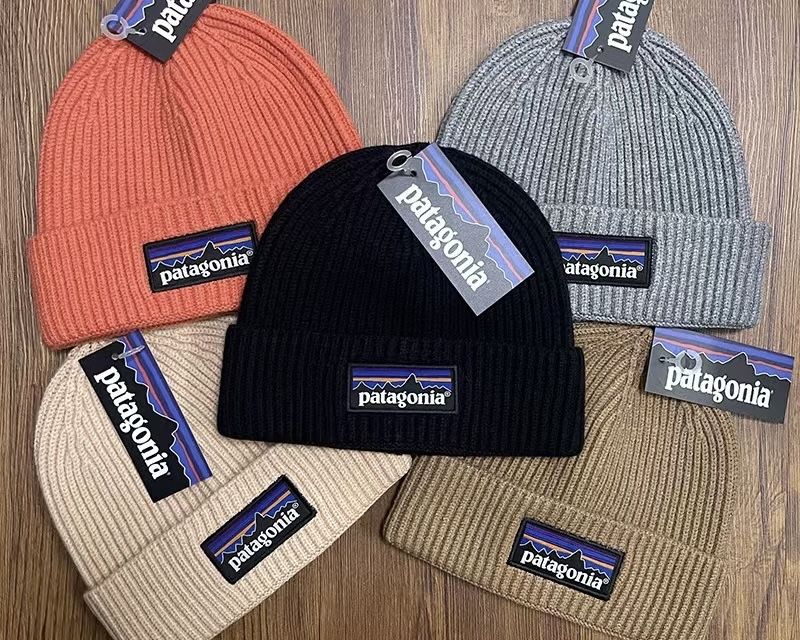 Продаются новые шапки