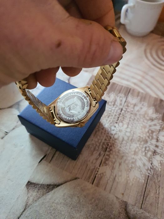 Ceas cavadini original subacvatic în cutie