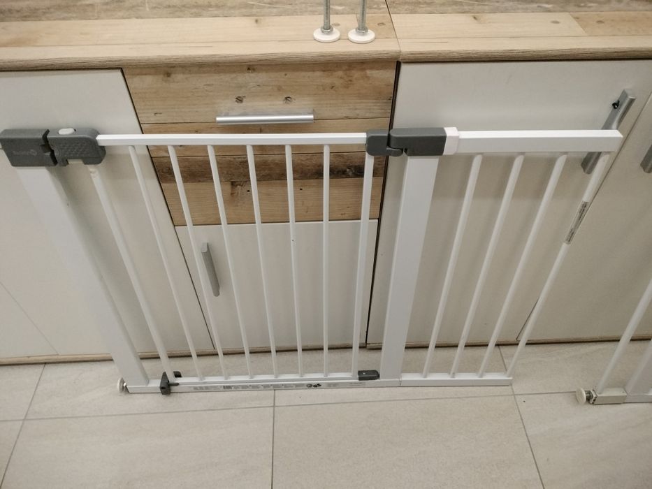 Safety 1ST метална преграда за деца