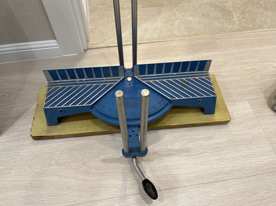 Механический углорез в хорошем состоянии