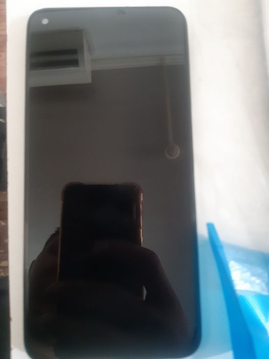 Продам срочны Redmi note 9