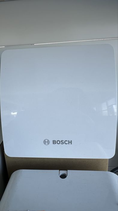 Вентилатор за баня Bosch с датчик за влага