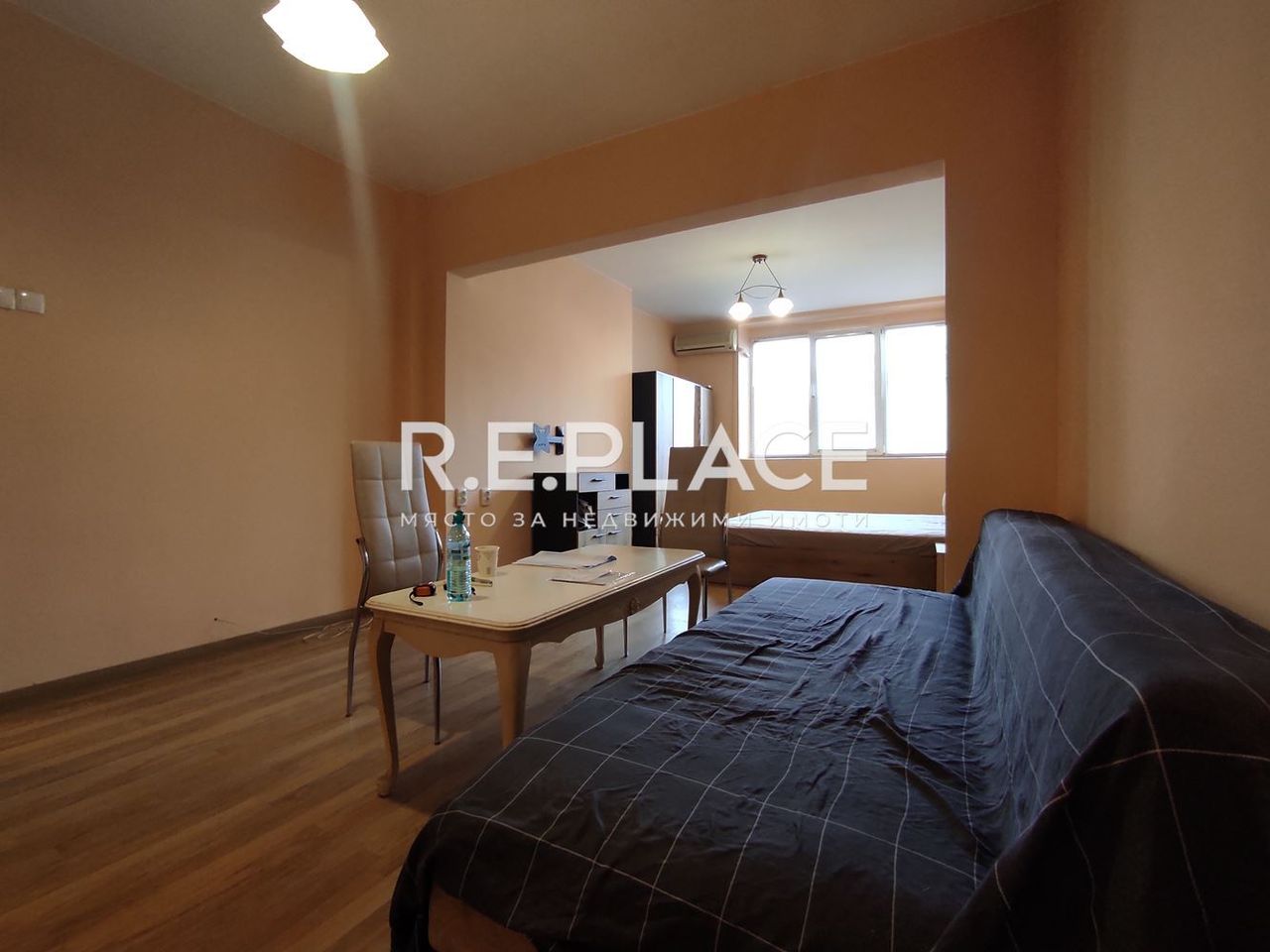 Продава се Тристаен апартамент в Варна, Център - 92 кв.м за 2495 €/кв.м - Снимка #2