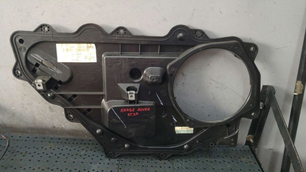 Panou usa stanga spate land rover range rover 4 l405 vogue cpla24767a