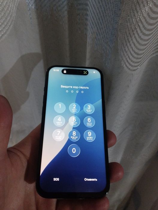 Продам 15 айфон 128