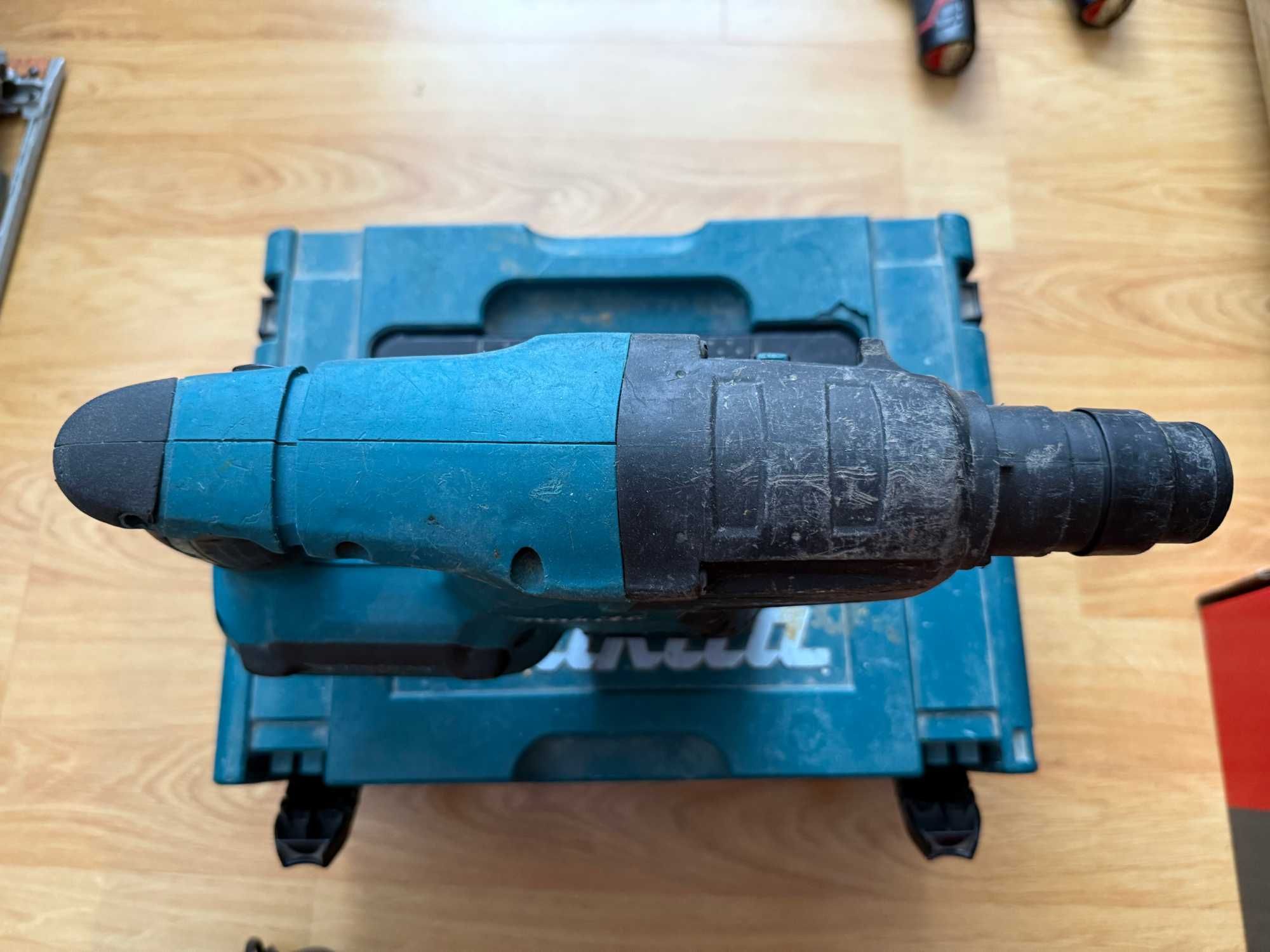 Makita DHR263 Перфоратор