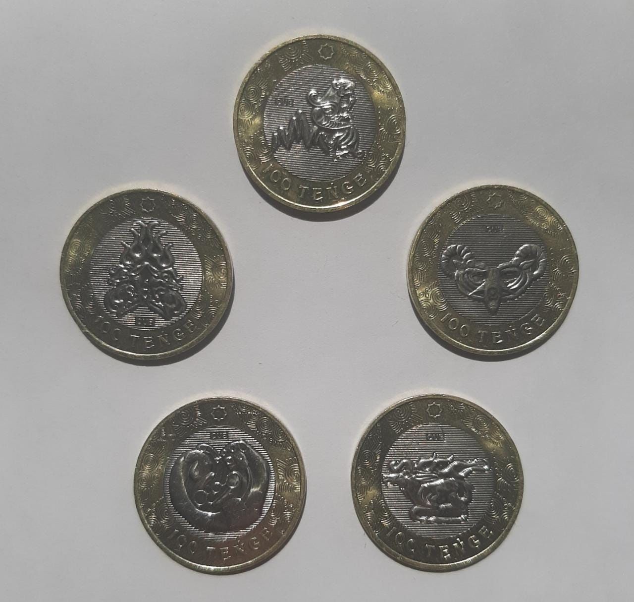 Коллекционные монеты 100 тенге - сакский стиль (цена за набор)