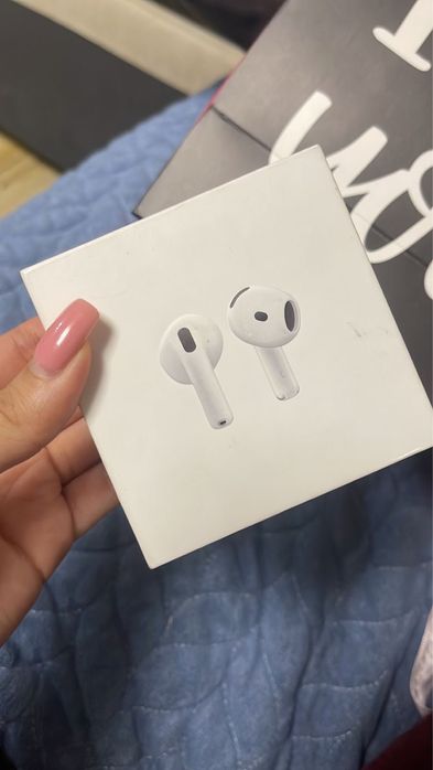 продам Air pods 4