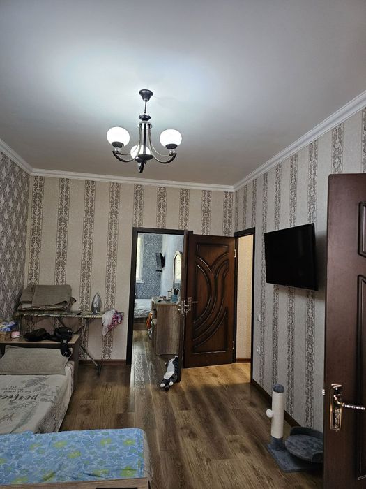 Продаю квартиру ,яшнабадский район.