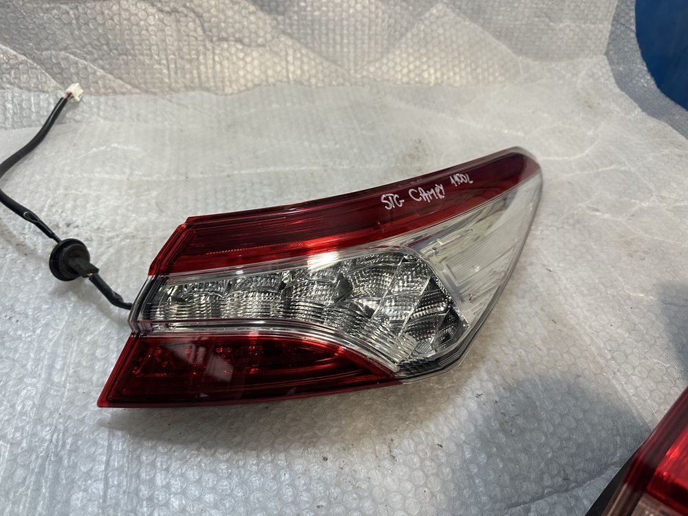 Stop / lampa dreapta led Toyota Camry