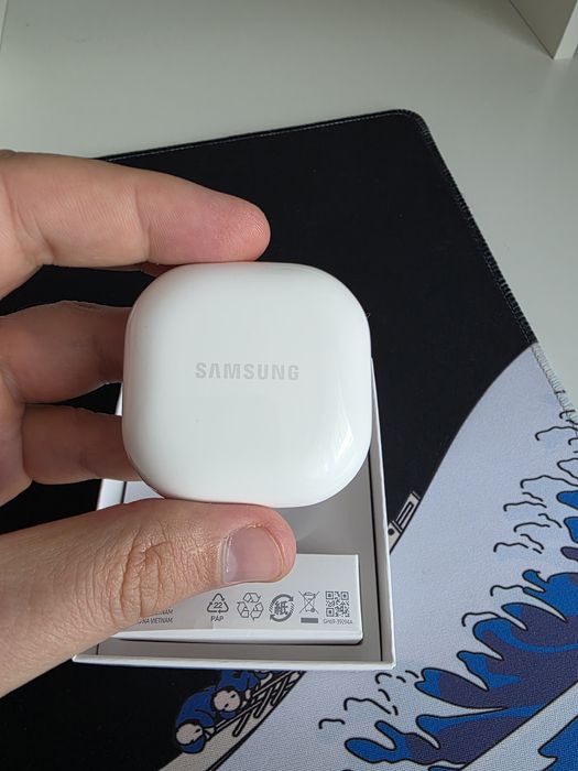 Vand casti Samsung Buds2