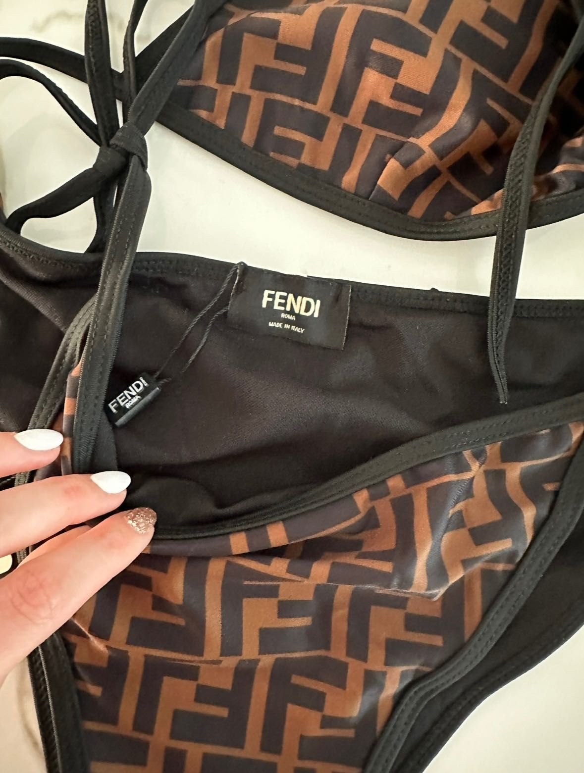 Дамски бански Valentino Burberry Fendi Gucci