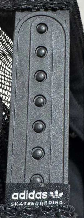 Șapcă Adidas Neagră