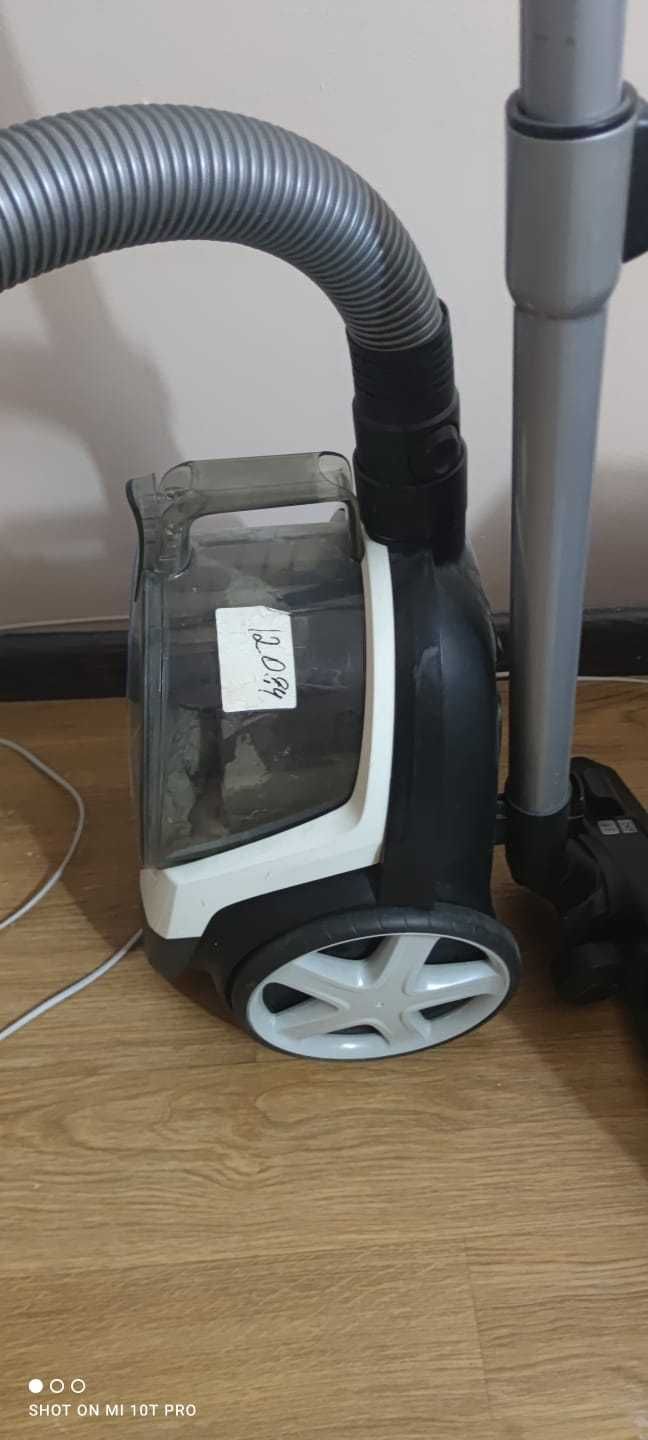 Пылесос PHILIPS Power Pro Compact