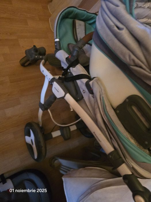 Vând cărucior copii