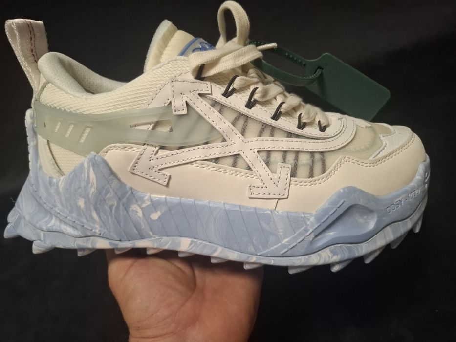 Off white Odsy 1000